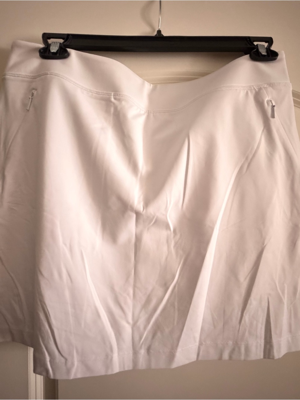 Tommy Bahama Aubrey White Athletic Skort